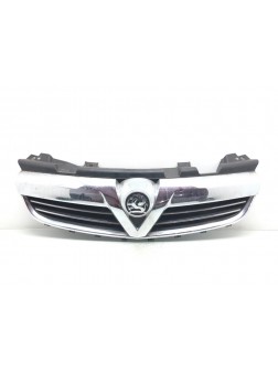 Решетка радиатора бу для Opel Zafira B 1.6 i,  2008 г.