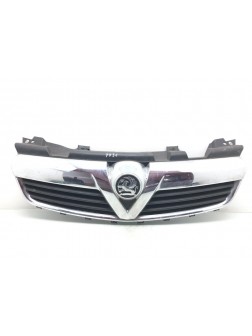 Решетка радиатора бу для Opel Zafira B 1.8 i,  2006 г.
