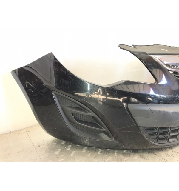 Бампер передний бу для Opel Corsa D 1.4 i,  2013 г.