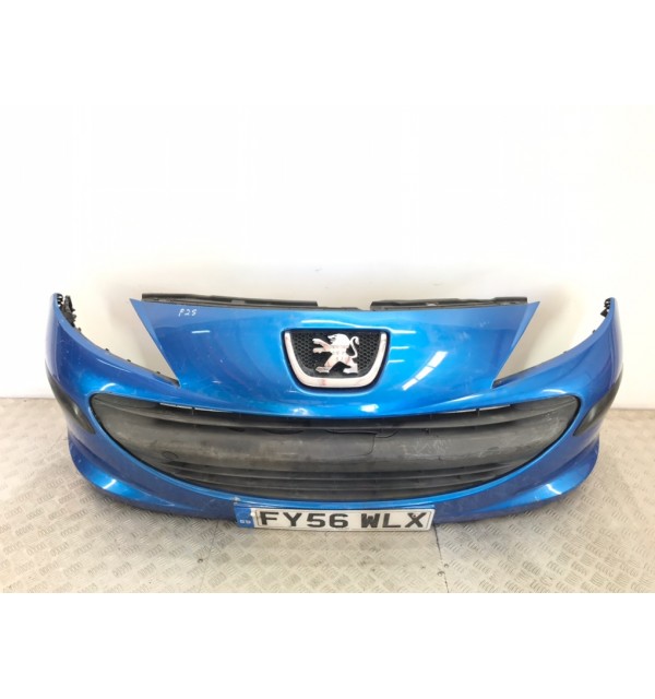 Бампер передний бу для Peugeot 207  1.4 i,  2006 г.