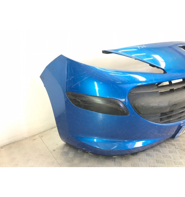Бампер передний бу для Peugeot 207  1.4 i,  2006 г.