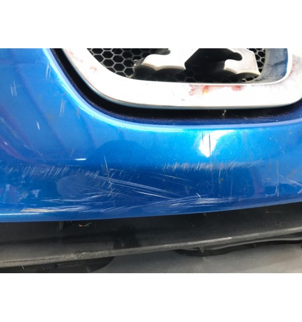 Бампер передний бу для Peugeot 207  1.4 i,  2006 г.