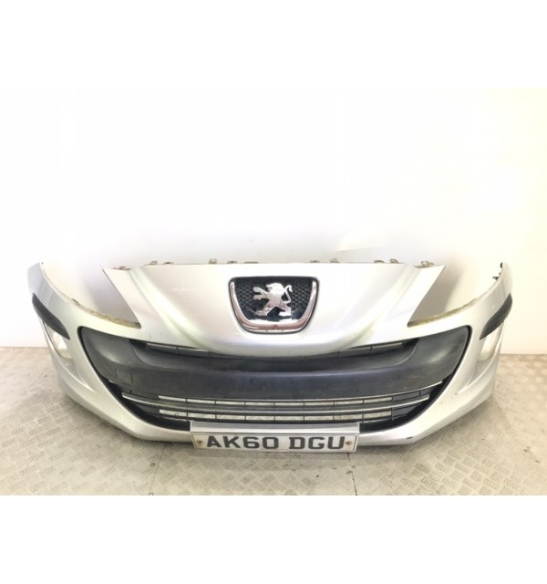 Бампер передний бу для Peugeot 308 T7 1.4 i,  2010 г.