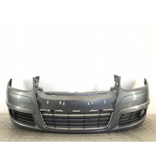 Бампер передний бу для Volkswagen Jetta  2.0 TDi,  2008 г.