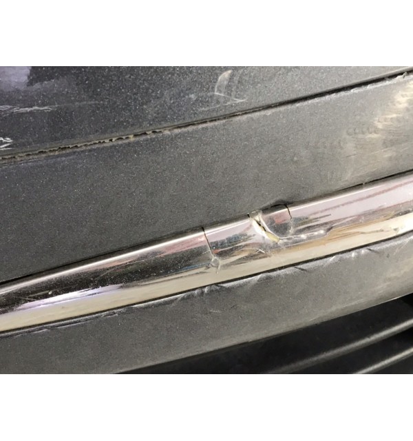 Бампер передний бу для Volkswagen Jetta  2.0 TDi,  2008 г.