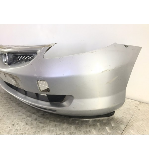 Бампер передний бу для Honda Jazz  ,  2005 г.
