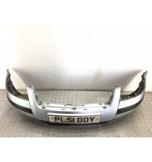 Бампер передний бу для Volkswagen Passat B5 2.0 i,  2002 г.