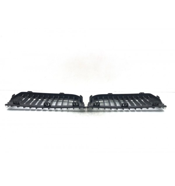 Решетка радиатора бу для BMW 3 E90/E91/E92/E93 2.0 i,  2006 г.