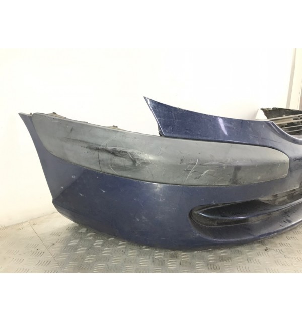 Бампер передний бу для Citroen C8  2.0 HDi,  2007 г.