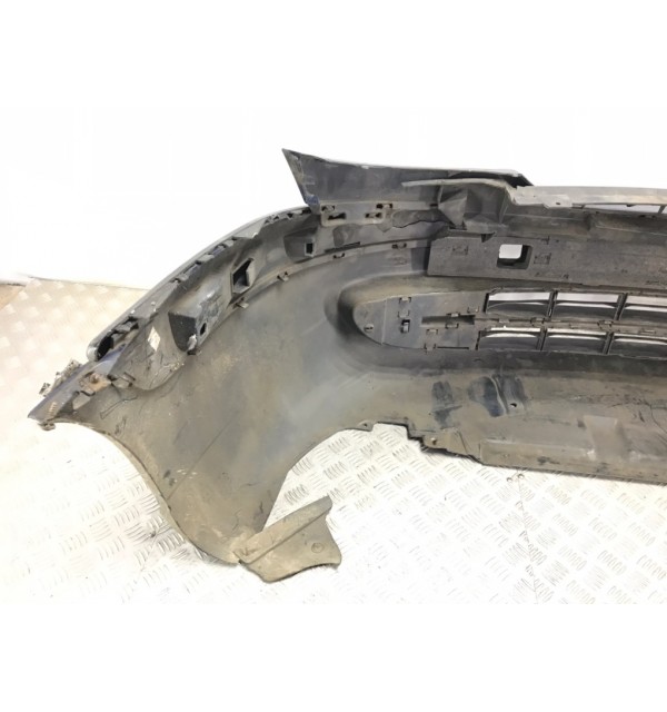 Бампер передний бу для Citroen C8  2.0 HDi,  2007 г.