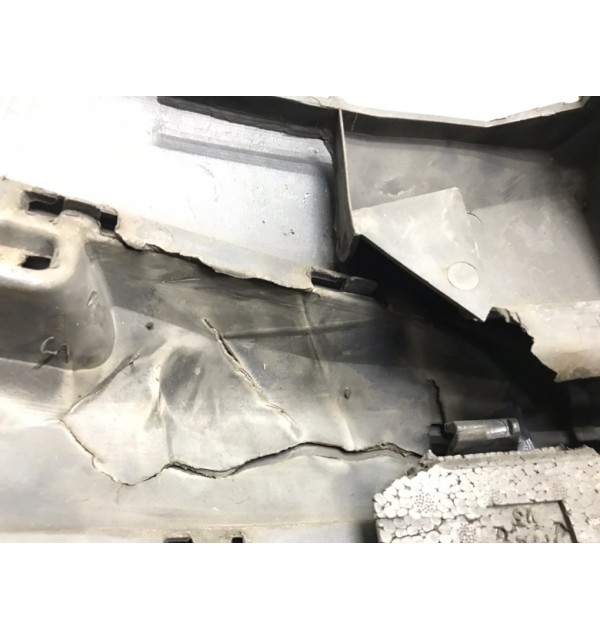 Бампер передний бу для Citroen C8  2.0 HDi,  2007 г.