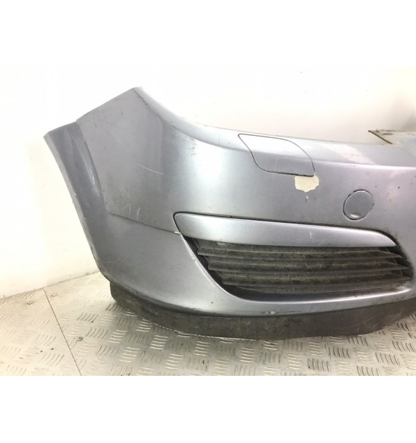 Бампер передний бу для Opel Astra H 1.8 i,  2008 г.