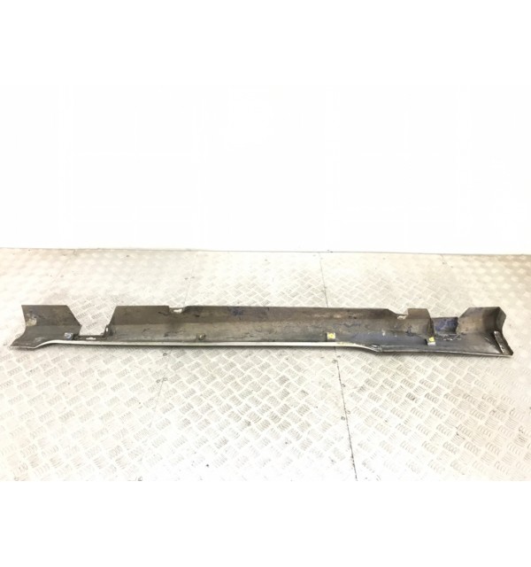 Накладка на порог бу для Ford Fiesta 6 1.3 i,  2011 г.