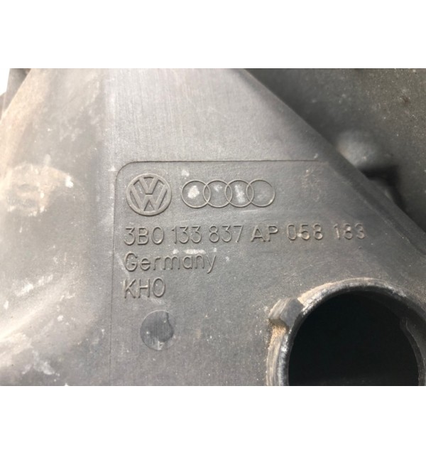 Корпус воздушного фильтра бу для Volkswagen Passat B5 2.0 i,  2002 г.