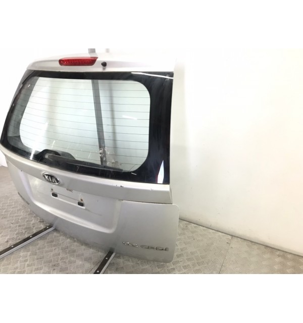 Крышка багажника бу для Kia Carens 2 2.0 CRDi,  2009 г.