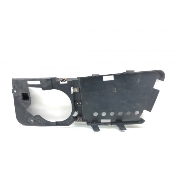 Рамка фары противотуманной левой бу для BMW 3 E90/E91/E92/E93 2.0 i,  2010 г.
