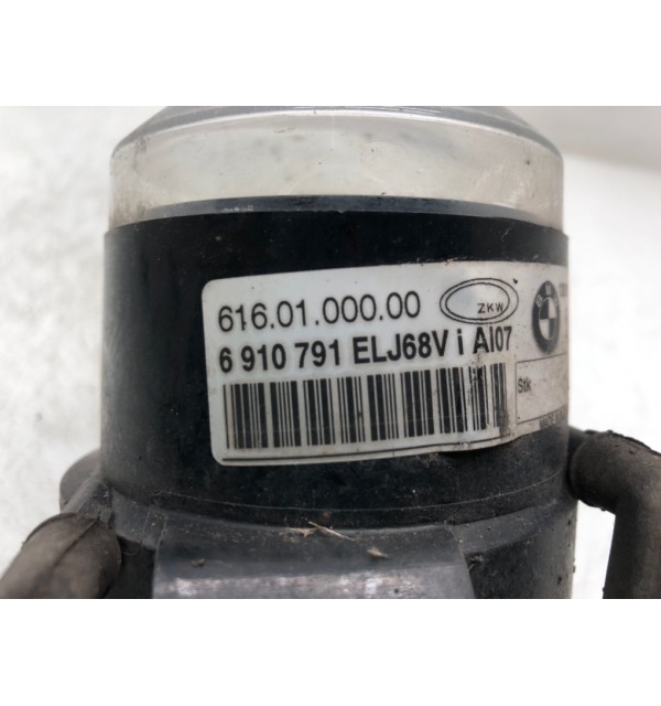 Фара противотуманная левая бу для BMW 3 E90/E91/E92/E93 2.0 i,  2010 г.