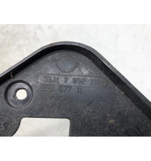 Рамка фары противотуманной правой бу для BMW 3 E90/E91/E92/E93 2.0 i,  2010 г.
