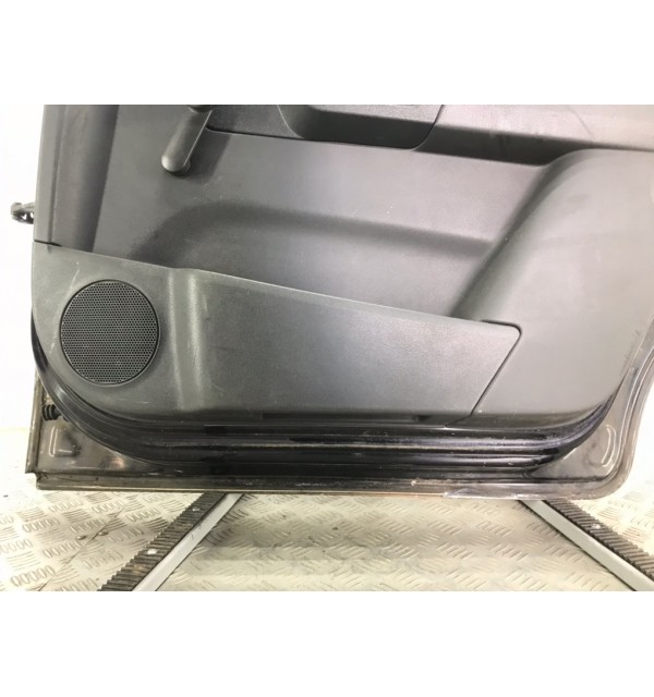 Дверь задняя правая бу для Opel Zafira B 1.8 i,  2006 г.