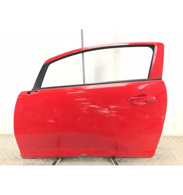 Дверь передняя левая бу для Opel Corsa D 1.2 i,  2013 г.