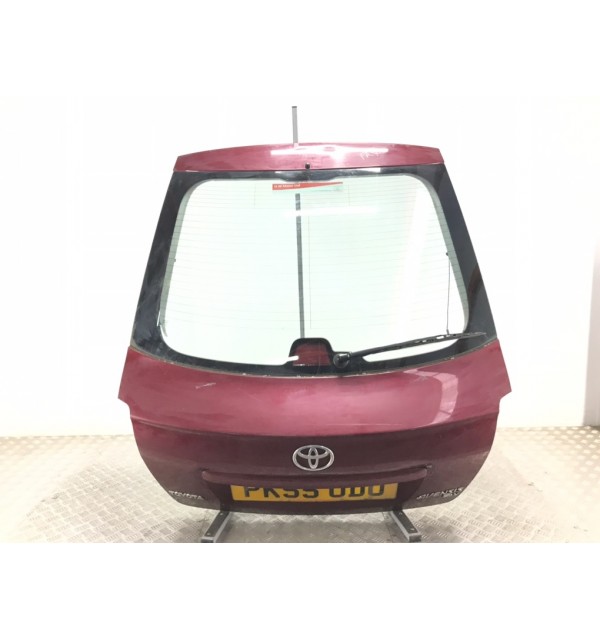 Крышка багажника бу для Toyota Avensis  1.8 i,  2005 г.