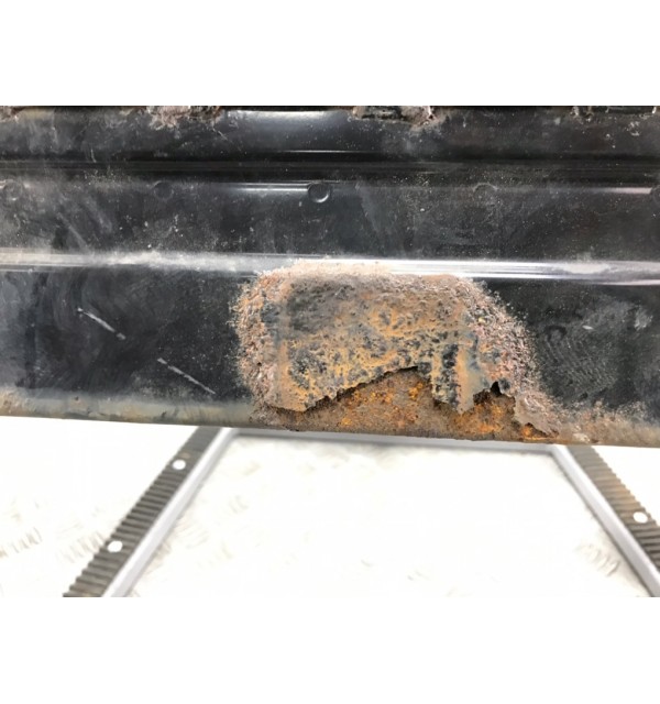 Панель передняя (телевизор) бу для Kia Rio 3 1.2 i,  2012 г.