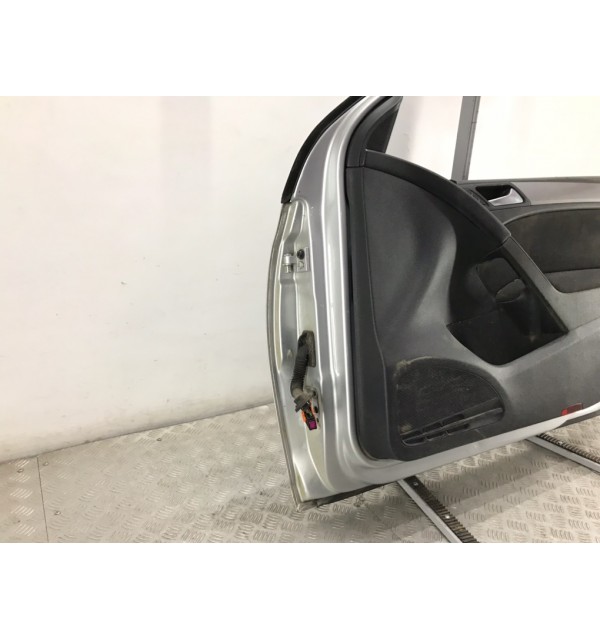Дверь передняя правая бу для Volkswagen Golf 6 1.4 i,  2011 г.