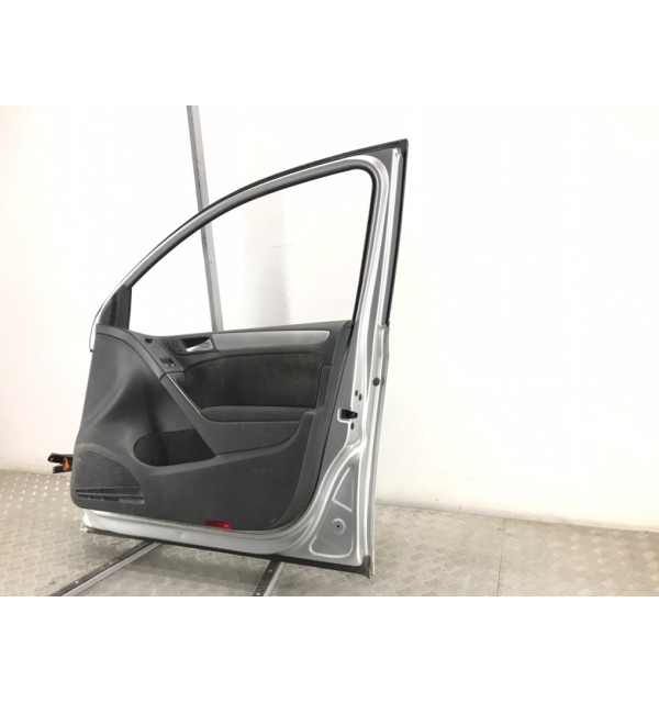 Дверь передняя правая бу для Volkswagen Golf 6 1.4 i,  2011 г.