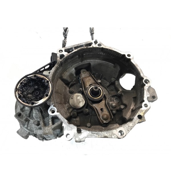 КПП механическая (МКПП) бу для Volkswagen Passat B7 1.6 TDi,  2011 г.