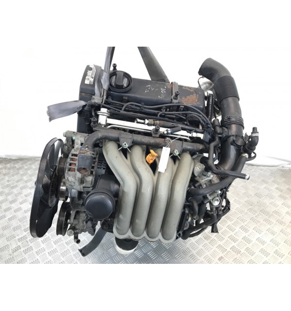 Двигатель (ДВС)  бу для Volkswagen Passat B5 2.0 i,  2002 г.
