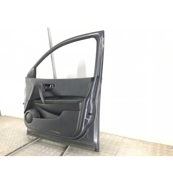 Дверь передняя правая бу для Nissan Qashqai  1.6 i,  2008 г.