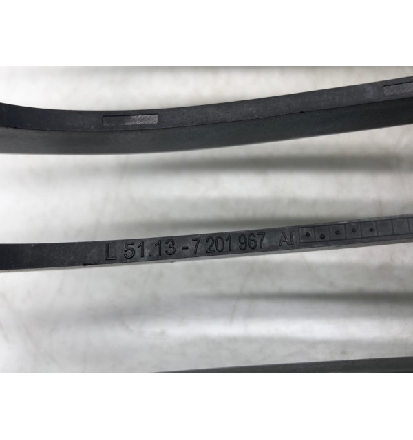 Решетка радиатора бу для BMW 3 E90/E91/E92/E93 2.0 i,  2010 г.