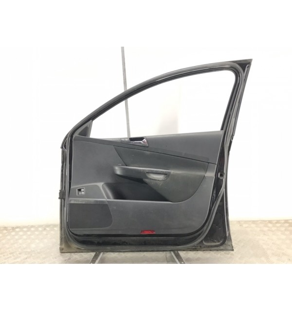 Дверь передняя правая бу для Volkswagen Passat B6 2.0 TDi,  2007 г.