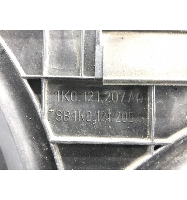 Вентилятор радиатора бу для Volkswagen Passat B6 2.0 TDi,  2007 г.