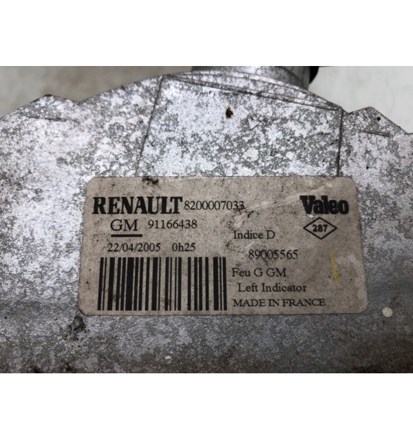 Поворотник левый бу для Opel Vivaro  1.9 DCi,  2006 г.