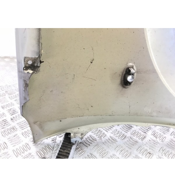 Крыло переднее левое бу для Citroen C3  1.4 i,  2004 г.