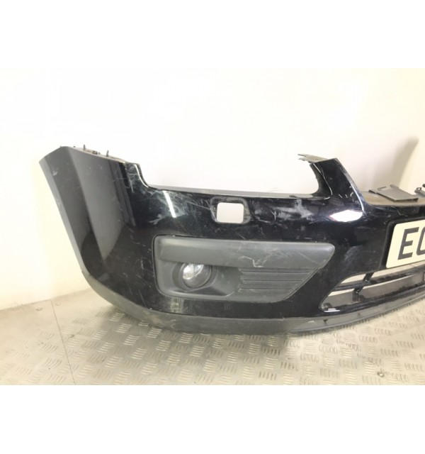 Бампер передний бу для Ford Focus 2 2.0 i,  2005 г.