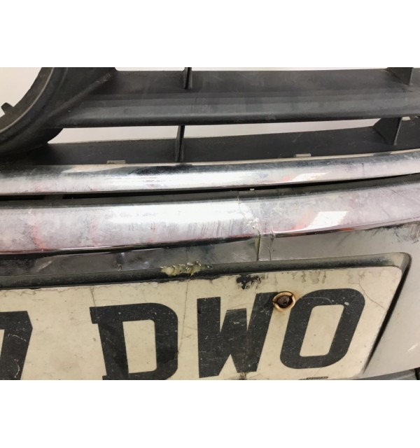 Бампер передний бу для Volkswagen Touran  1.9 TDi,  2007 г.