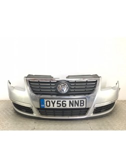 Бампер передний бу для Volkswagen Passat B6 2.0 TDi, 2006 г.