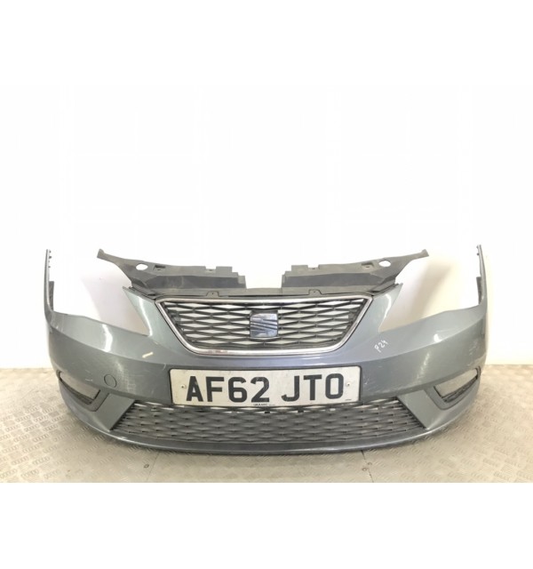 Бампер передний бу для Seat Ibiza  1.4 i,  2012 г.