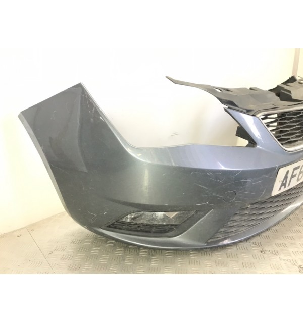 Бампер передний бу для Seat Ibiza  1.4 i,  2012 г.