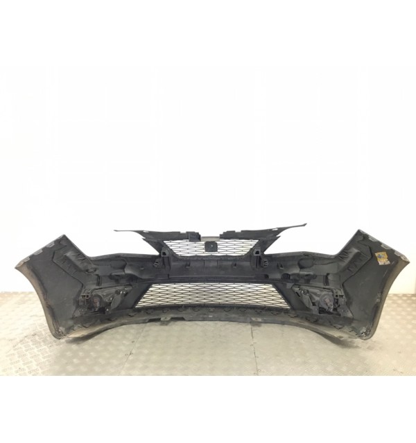 Бампер передний бу для Seat Ibiza  1.4 i,  2012 г.
