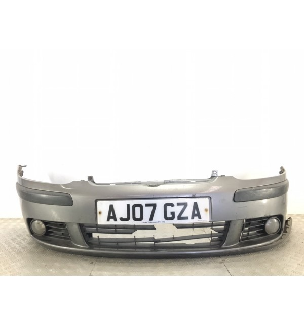 Бампер передний бу для Volkswagen Golf 5 1.9 TDi,  2007 г.