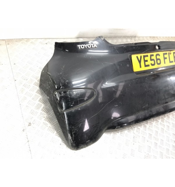 Бампер задний бу для Toyota Aygo  1.0 i,  2006 г.