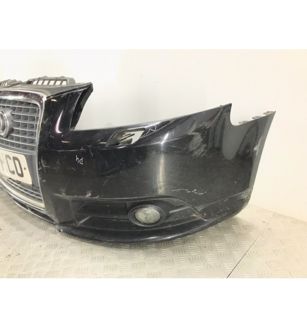 Бампер передний бу для Audi A3 8P 2.0 TDi,  2007 г.