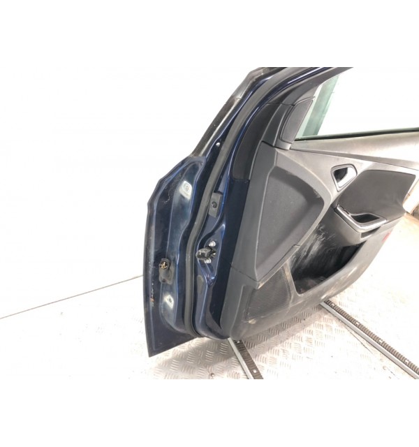 Дверь передняя правая бу для Ford Focus 3 1.6 TDCi,  2013 г.
