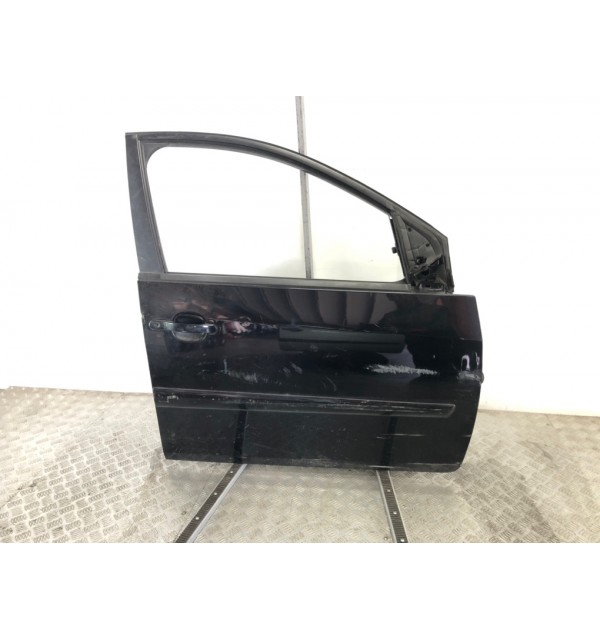 Дверь передняя правая бу для Ford Fiesta 5 1.3 i,  2008 г.