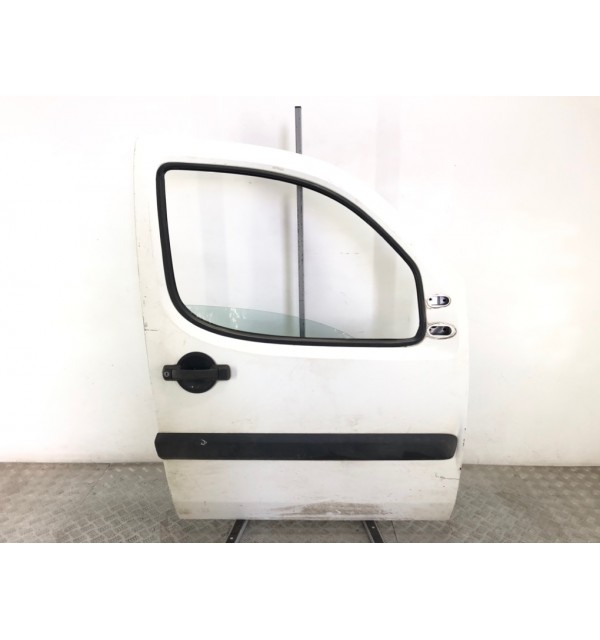 Дверь передняя правая бу для Fiat Doblo  1.3 JTD,  2006 г.