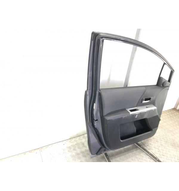 Дверь передняя левая бу для Mazda 5   2.0 i,  2007 г.