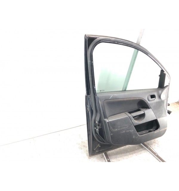 Дверь передняя левая бу для Ford Fiesta 5 1.3 i,  2008 г.